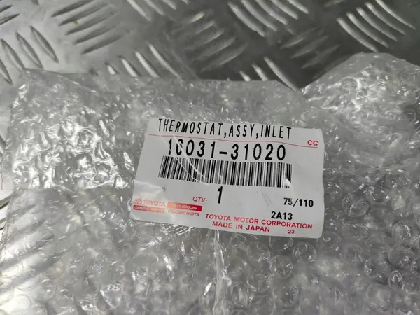 Carcasa de termostato LEXUS RC350 image 2