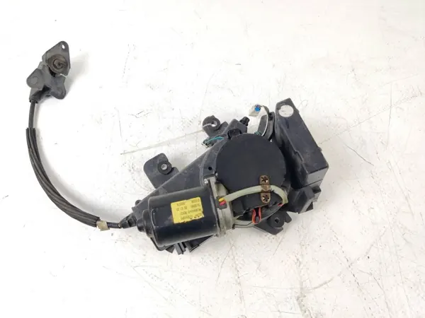 Kia OE Schiebetürschloss-Aktuator OEM 834704D101 image 3