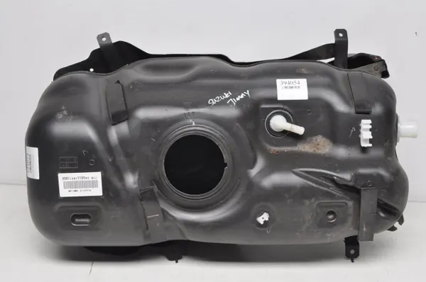 Suzuki Jimny IV 1.5 polttoainesäiliö OEM 394054 image 2