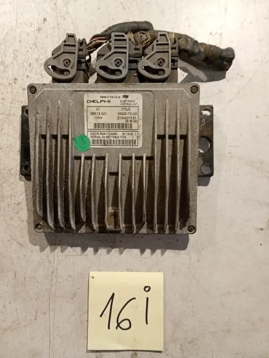 Contrôleur Moteur Suzuki Liana OEM 33920-73J00 image 2