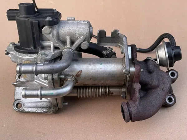 Refroidisseur EGR OEM 147355713R pour Renault Scenic III 1.5 dCi image 2