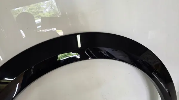 Rivestimento parafango posteriore sinistro PEUGEOT e208 208 II Elettrico GT image 4