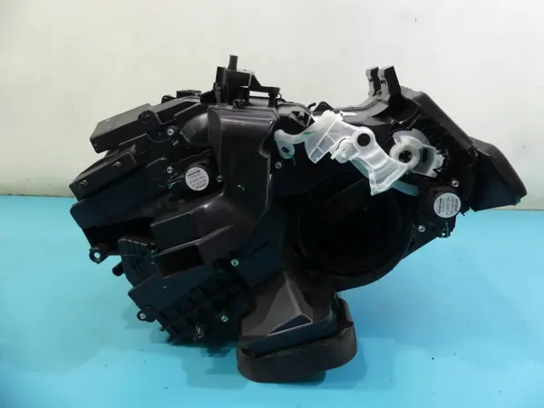 Lämmitysyksikkö OEM 272705961R Dacia Sandero III:lle image 4