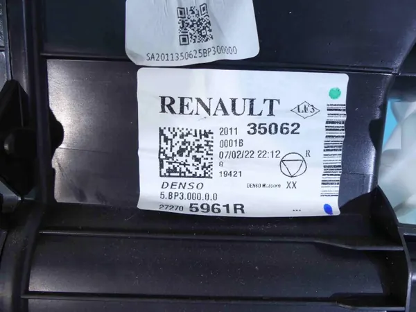 Lämmitysyksikkö OEM 272705961R Dacia Sandero III:lle image 8