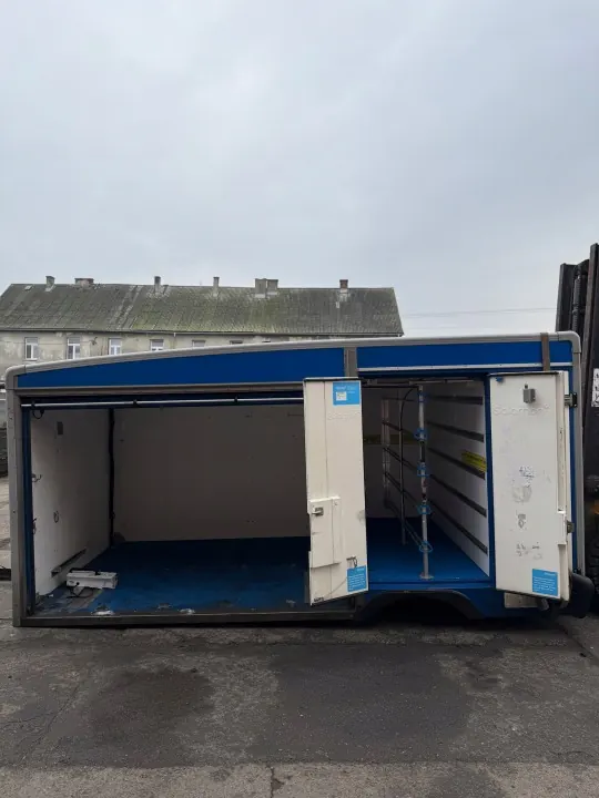 Carroçaria refrigerada SPRINTER 907 18- isolada image 3