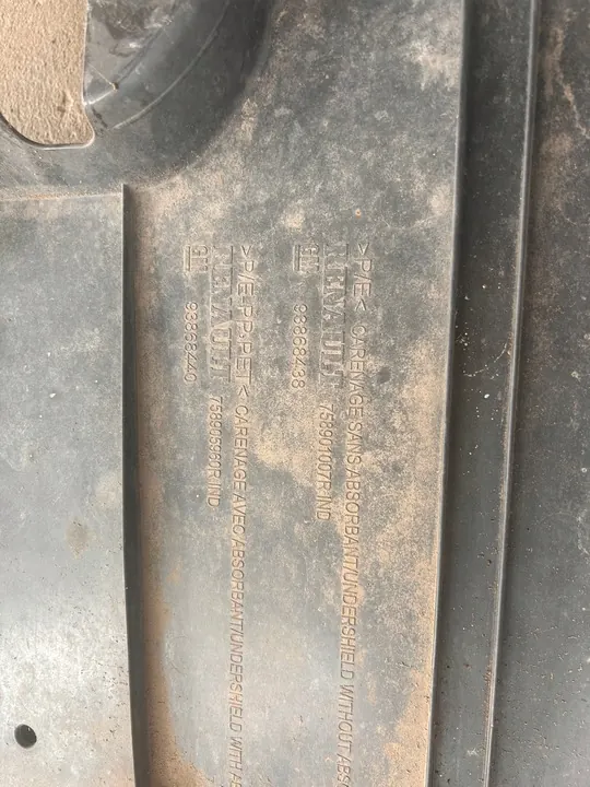 Motorunderkåpa Vivaro B Trafic III image 3