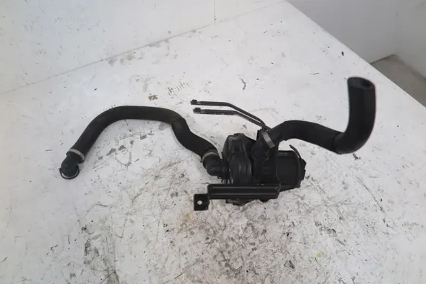 Bomba de aire secundario BMW OE 7506210 - Usado image 2