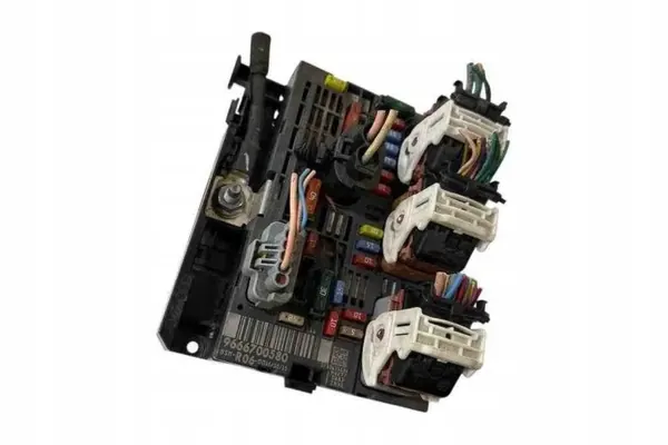Módulo confort OEM 9666700580 para Peugeot 2008 II image 2