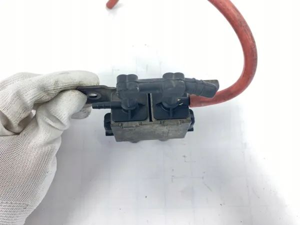 Électrovanne OEM 0025400697 pour Mercedes W124 image 9
