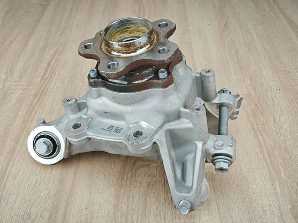 OEM 6854120 Oikea Taka Pyörännavetta BMW 840i G17 image 2