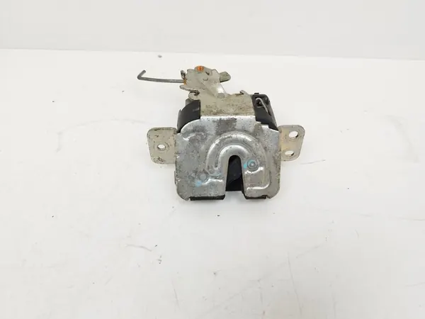 2008 Mitsubishi Colt Fechadura do porta-malas image 1