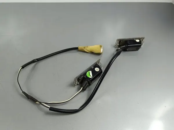 Feu de plaque MG ZS OEM 10515838 - Occasion image 6