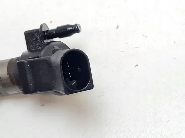 Iniettore carburante Mercedes-Benz C W204 2008 057130277AG image 4