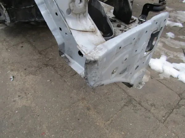 Panel delantero derecho Honda CR-V V 19R OEM image 3