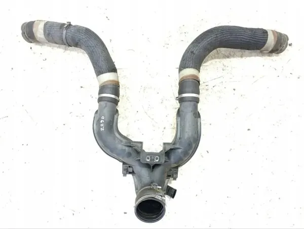 Maserati Levante 3.0 V6 Intercooler-putki OEM 670039138 image 3