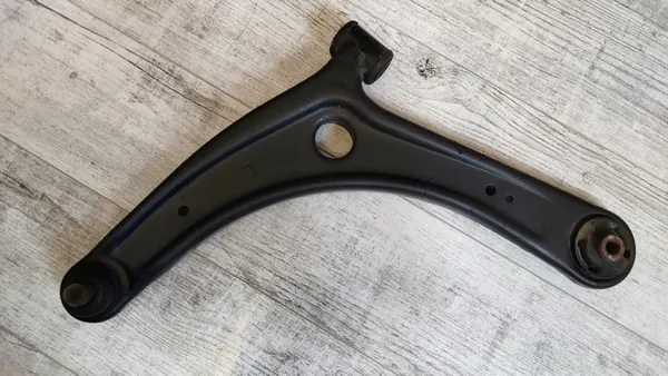 Braccio di controllo anteriore sinistro Mitsubishi Eclipse Cross OEM image 3