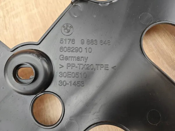 Joint d'Éclairage Avant Droit BMW G26 G22 G23 9883648 image 7