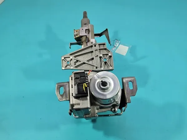 Ohjaustehostimen pumppu Renault Captur I 0.9 TCE OEM 6700003021A image 5
