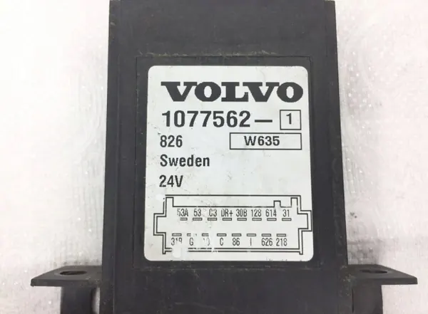 Relais Volvo OEM 1077562 - État Utilisé image 4