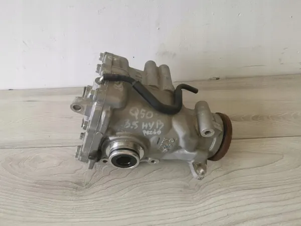 INFINITI Q50 3.5 Hybrid Framdiff 712672 image 2
