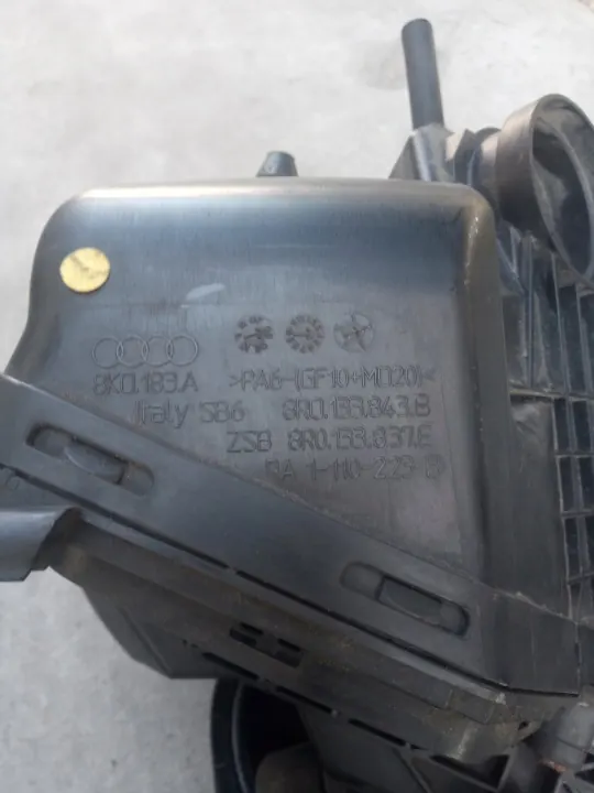 Audi A4 B8 Luchtfilterhuis OEM 8R0133835F image 8