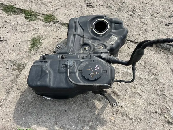 Bränsletank AUDI A4 B8 A5 8T 8K0201021HK image 6