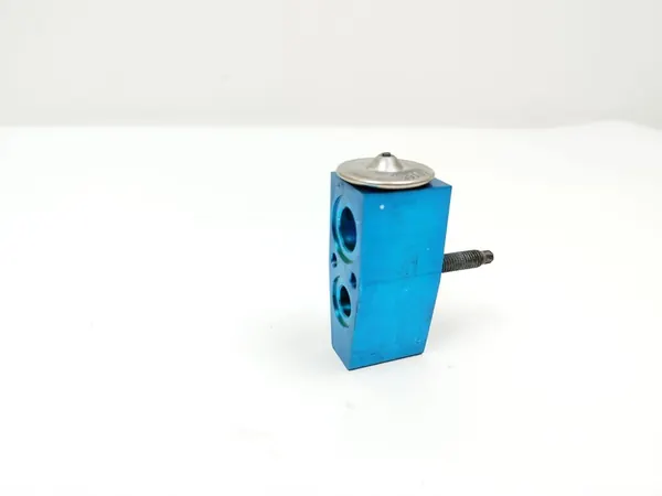 Vanne d'expansion AC Maserati Ghibli 2016 RZ162239 image 2