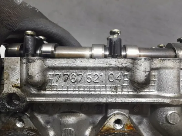 BMW M47 Cylinderhuvud OEM 7787521 image 6