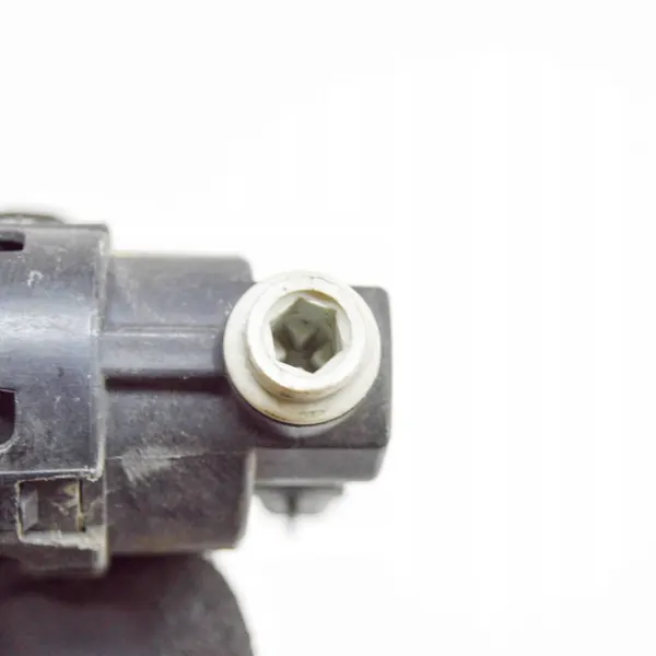 Ajovalosäätömoottori OEM 8200402521 - Oikea puoli image 6