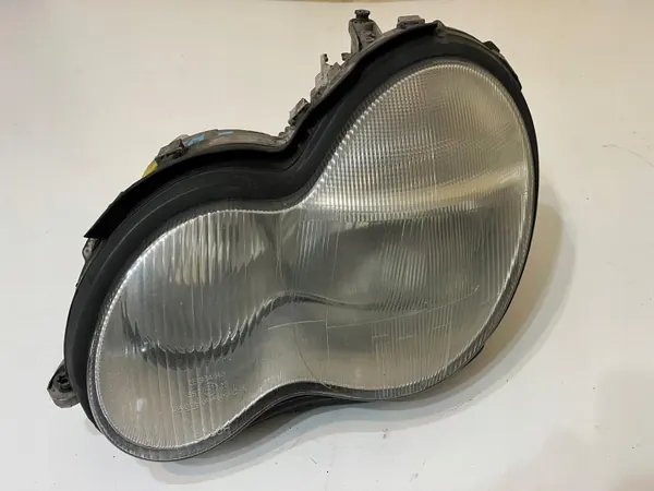 Farol esquerdo dianteiro Mercedes Classe C W203 OEM 2038200161 image 6