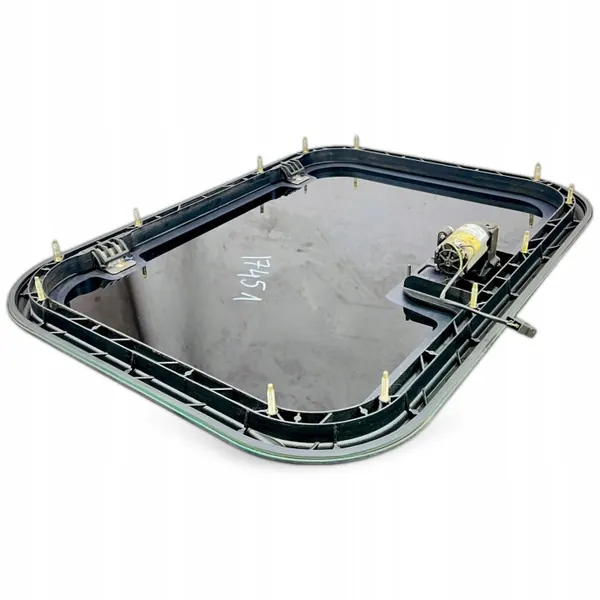Trappe de toit Iveco OEM 504026263 - État utilisé image 4
