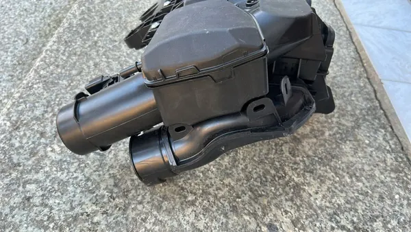 Capteur de débit d'air pour Toyota Proace image 4