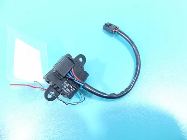 Innertemperatursensor Suzuki XL-7 06-09 OEM image 4