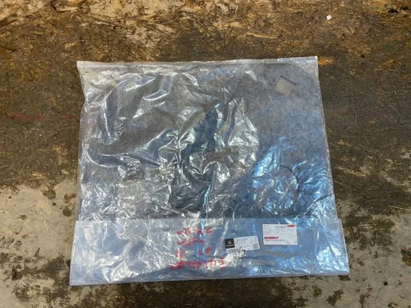 OEM A2547270000 S2510F071 Vänster Framdörr Isolering image 2