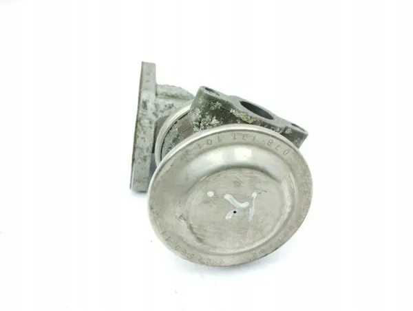 Válvula EGR usada OEM 078131165 para Audi A6 C6 2.4 Gasolina image 4