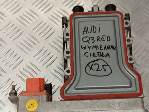 Audi Q3 Wärmetauscher OEM 5QF963231C image 3
