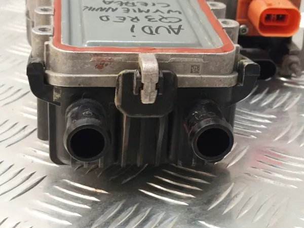 Audi Q3 Wärmetauscher OEM 5QF963231C image 4