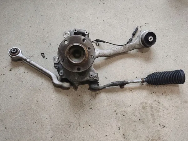 Framhjulsnav höger sida OEM 6858312 för BMW 4 F36 image 2