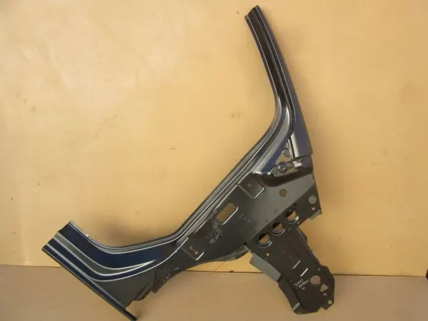 Pilier quart droit Citroen Jumpy OEM 4x4OE000978 image 2
