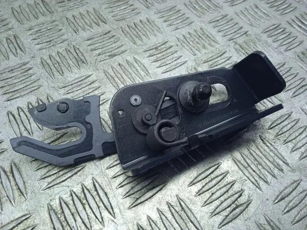 Mercedes-Benz Karosserieteil OEM A2057572000 - Gebraucht image 2