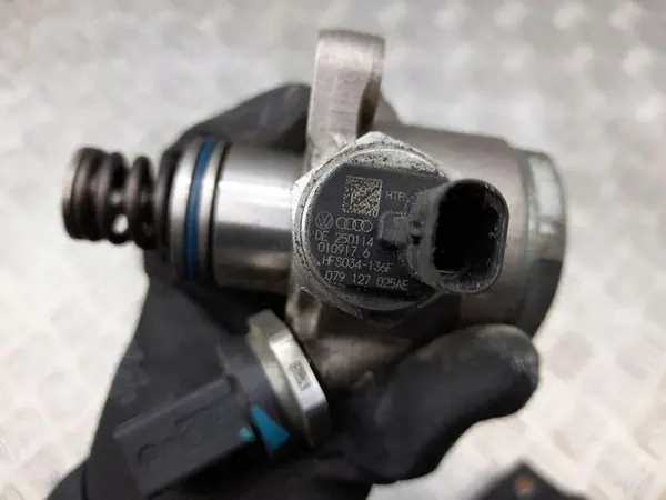 Polttoainepumppu Audi A6 2013 079127025AE image 4