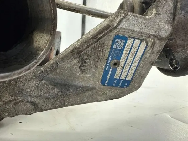 Turbo usado OEM 54389700013 para Opel Zafira image 3
