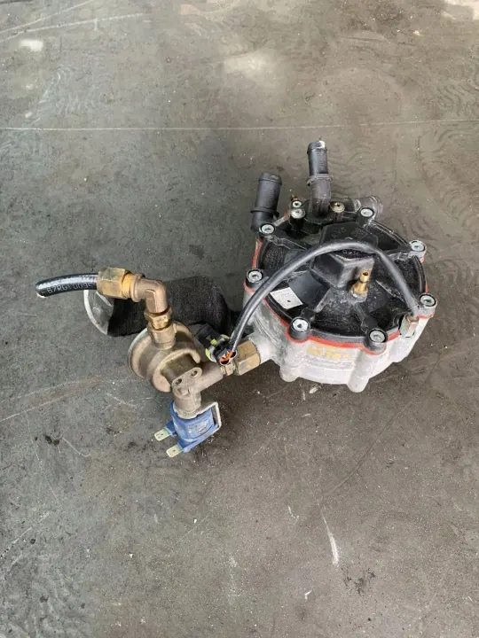 Gasverdampver-reductor OEM CHA19190 voor Volvo V70 image 2