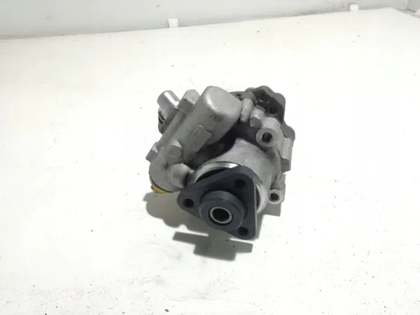 Audi OE 4E0145155N ohjauspumppu - Käytetty image 2