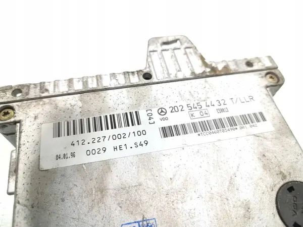 Módulo controlo cruzeiro Mercedes-Benz OEM 2025454432 image 9