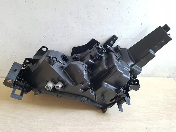 Faros derecho Mazda CX-5 image 4