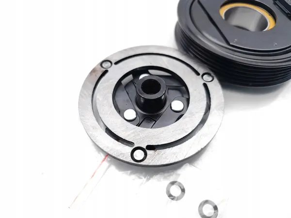 Conector de manguera A/C Fiat 500L OEM 50509534 image 3