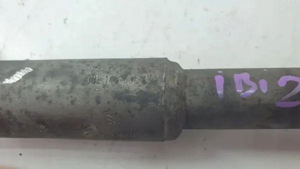 Turbo-Ölleitungshalter OEM 03L145535D - Gebraucht image 6