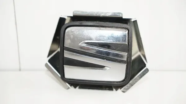 Poignée de hayon SEAT Leon III OEM 360194842 - Occasion image 5