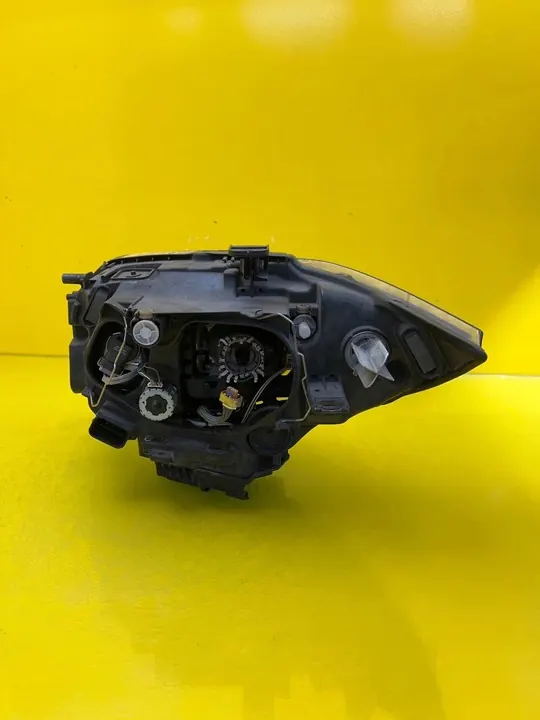 Farol Direito BMW 1 E82 E88 E87 Lift 07-11 Xenon 7170292-02 image 3